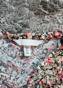 H&amp;m Crepe Skirt
