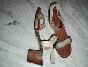 Inc.5 Heel Sandal. Size Is 39.