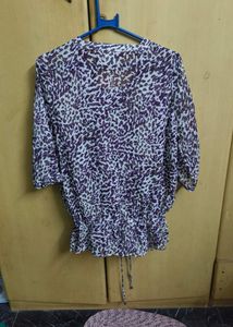 Chic Animal Print Top