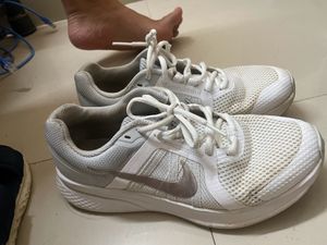 Nike Running Shoes- Casual Also Looks Classy