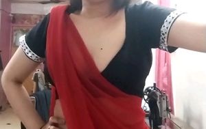 Black Deep Neck Blouse 🌹