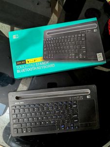 Rechargeable Wireless Keyboard for Tablet