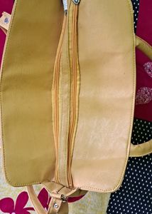 Ladies Hand Bag