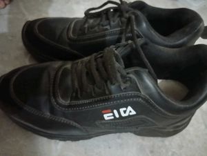 Black Sneakers