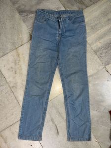 💙Light Wash Jeans💙