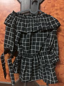 Black And White Stripes Top of