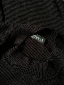 🖤Koovs Black Ribbed Bodycon Knit Dress