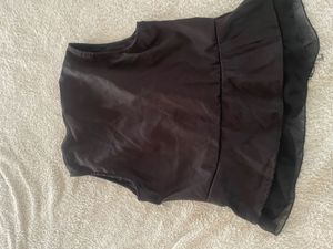 Chic Black Sleeveless Vest