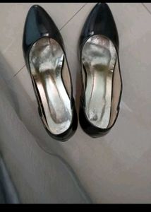 Combo Of Heel and Flats