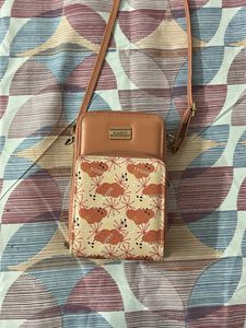 Flount It Crossbody Cell Phone Bag