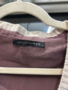 Trendyol Maroon Sweater Vest (Oversized - S)