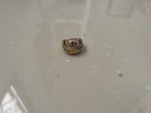 Gold Plated Beautiful Unique Stunning Ring Medium