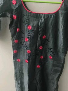 Elegant Grey Embroidered Kurta