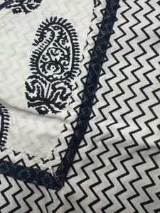 Elegant Black Printed Straight Kurta