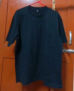 Uniqlo Black Pocket Tee