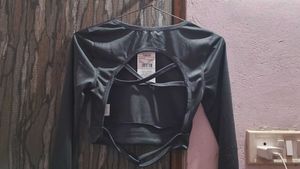 Sleek Long Sleeve Crop Top