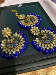 Earrings With Tika