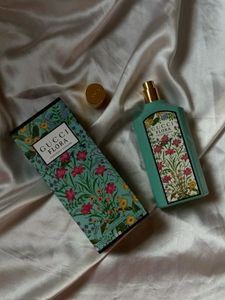 Gucci Flora (gorgeous Jasmine)