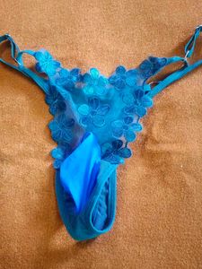 Men&#39;s Floral Detail designer Thong