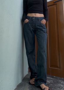 Low Rise Jeans
