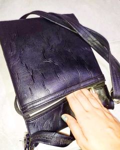 Black Sling Bag Leather &amp; Multi-Zip|Good Condition