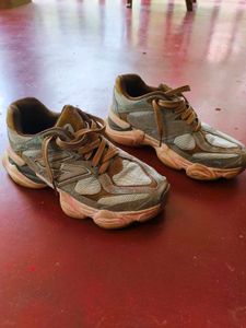 Balance Sneakers