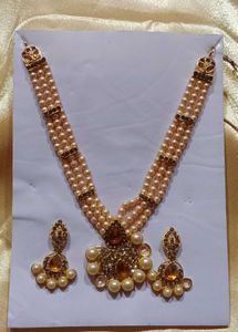 Pearl Necklace Set