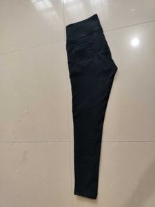 Stylish Black Jeans