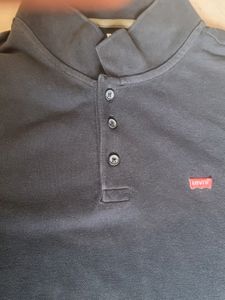Levis T Shirt