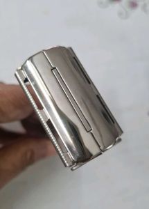 Vintage Wilkinson Sword Razor