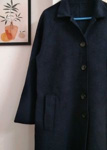 Elegant Navy Blue Coat 🌨️