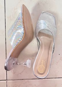 BRAND NEW HEELS