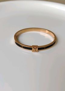Anti Tarnish Bracelet