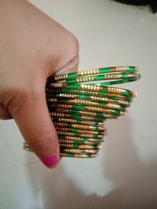 Gatti Glass Bangles