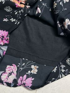Black New Top With Lining