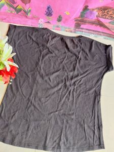 Women Black Tshirt