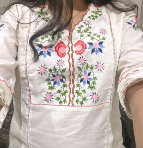 Embroidered Kurta Set
