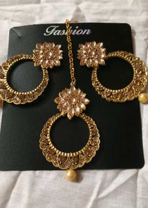 Golden Floral Jewelry Set
