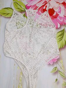 (1100)White Lace Bodysuit