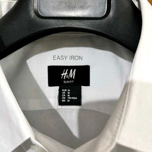 H&amp;M COTTON WHITE EASY IRON SLIM FIT SHIRT (M)(40)