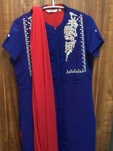 Avaasa Top And Dupatta