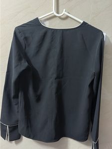 Elegant Black Blouse