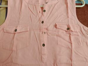 Bossini Sleeveless Pink Top