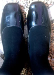 Black Formal Party Club Jutti With Weared Socks