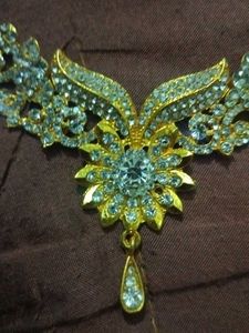 Sparkling Rhinestone Statement Necklace