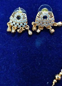 ad mangal Sutra with earing