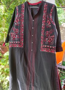 Jacket Embroidered Black Kurta