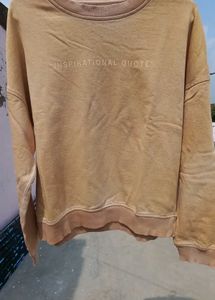 Oversized Graphic Sweatshirt