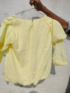Sweet Light Yellow 💛 Top