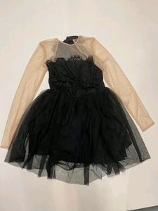 Net And Lace Dress For Birthday Or Prom Parties